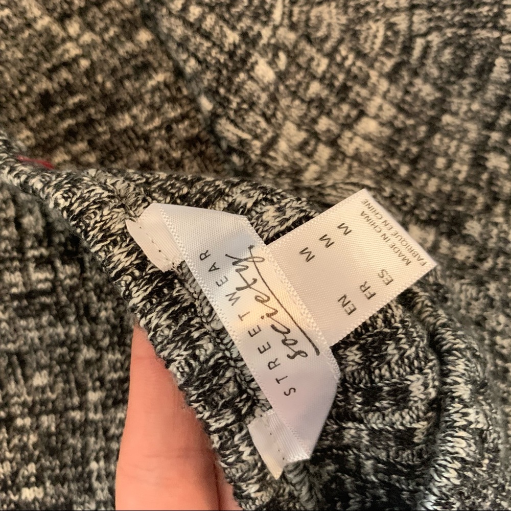Knit Tank - Picture 3 of 3